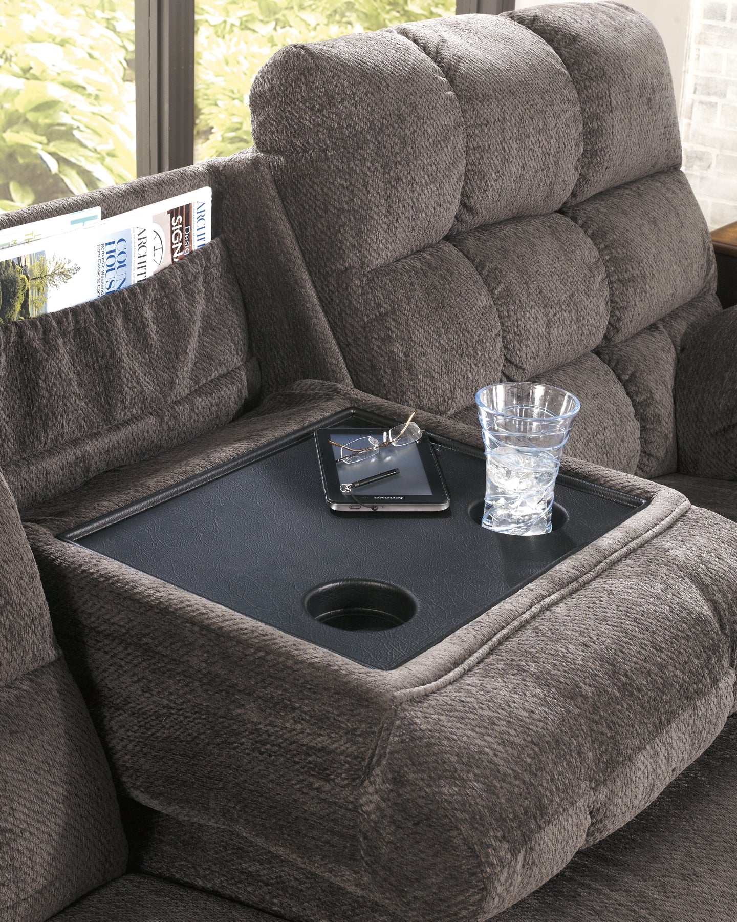 Acieona REC Sofa w/Drop Down Table